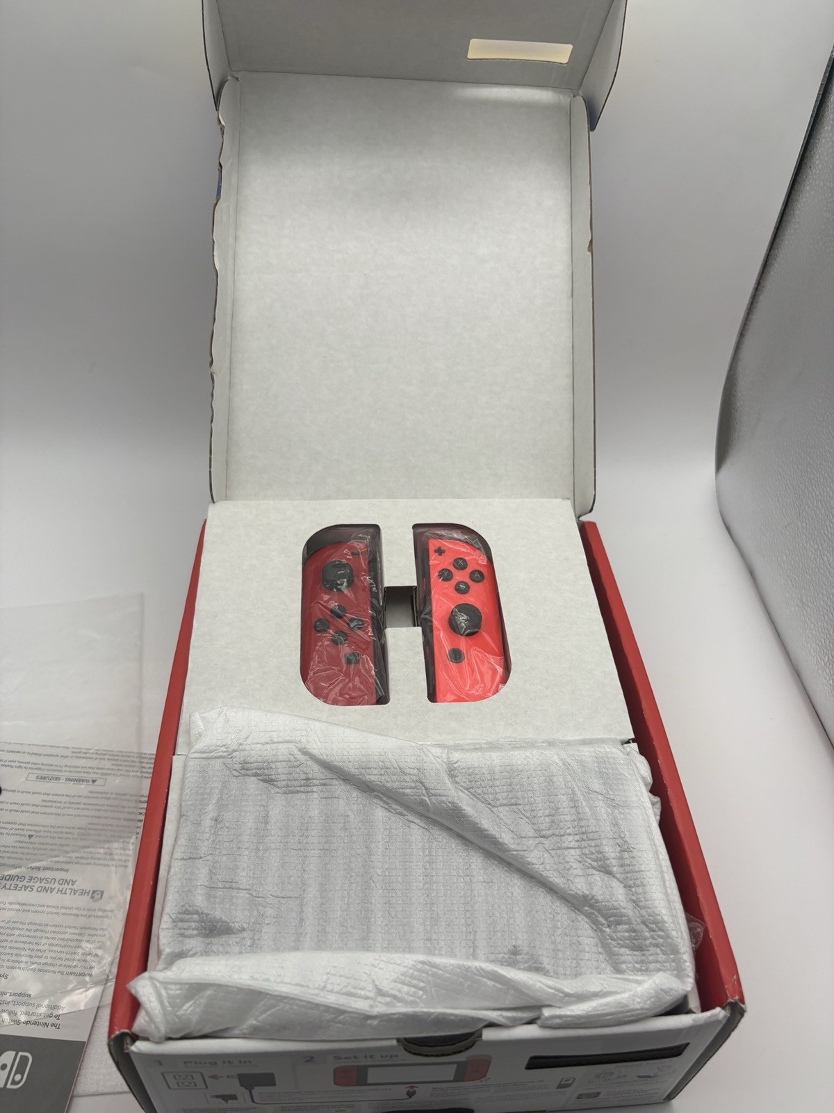 Nintendo Switch CONSOLE – Mario Choose One Bundle – CIB NO GAME – Tested CLEAN