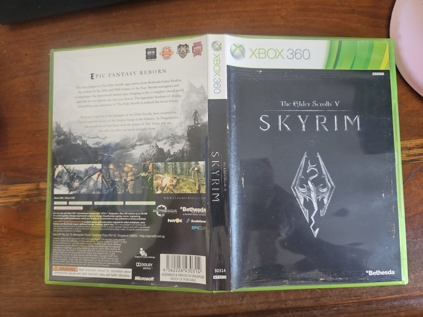 The Elder Scrolls V Skyrim Xbox 360 ASIA ASIAN HONG KONG TAIWAN IMPORT COMPLETE