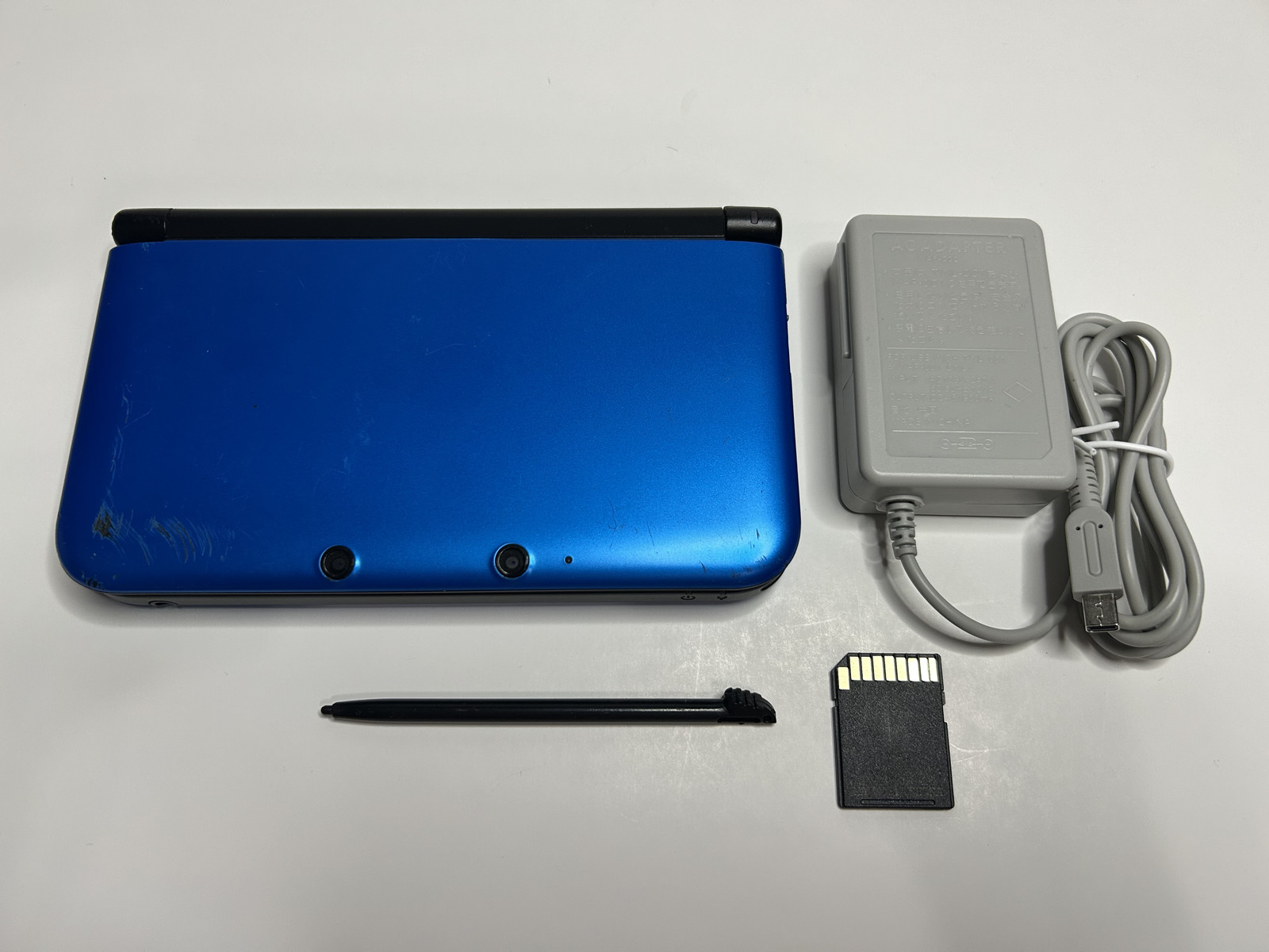 Nintendo 3DS XL LL – Blue – Region Free Console | 8GB SD + Charger | Very Good