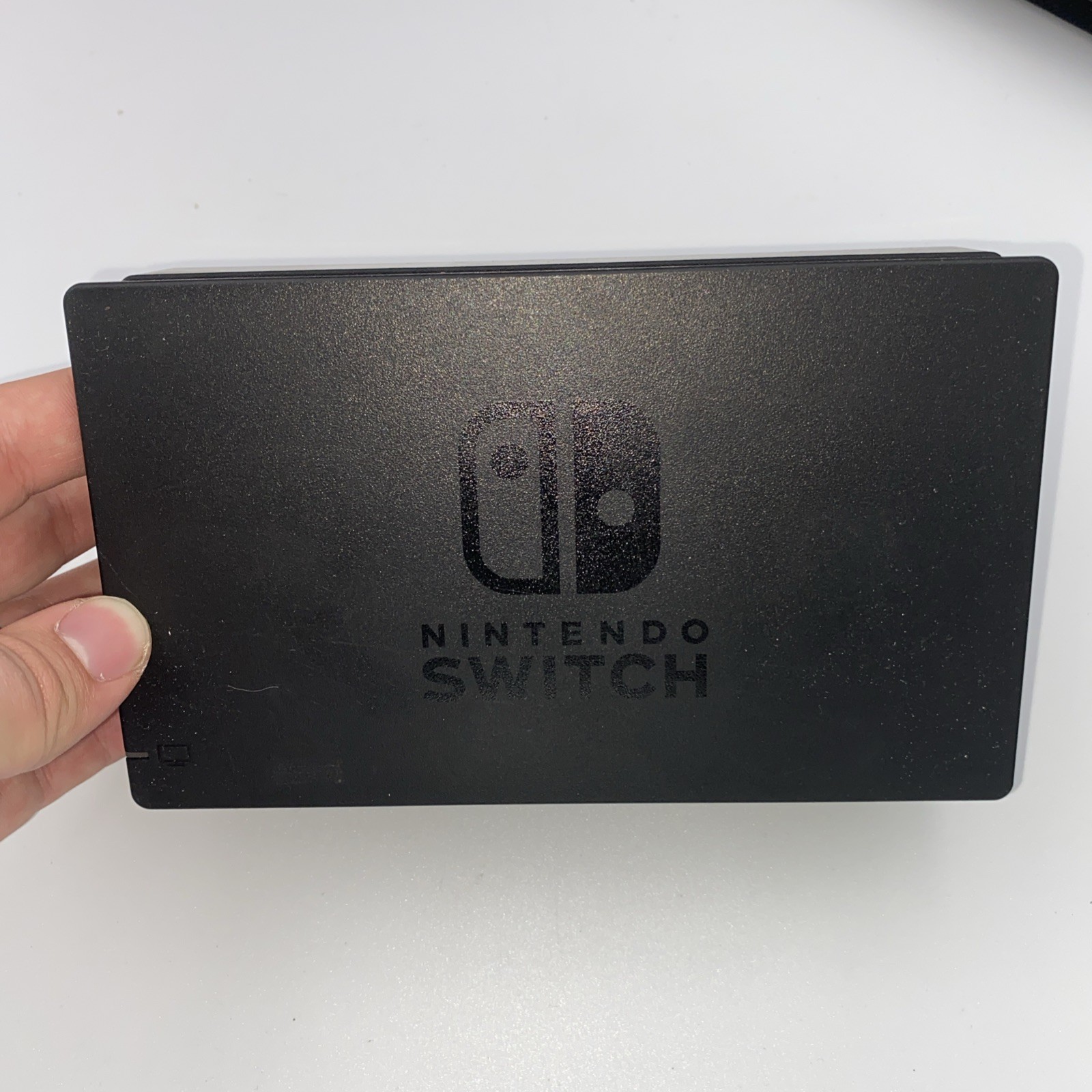 Nintendo Switch Complete With Box And Carrying Case Tested And Working
