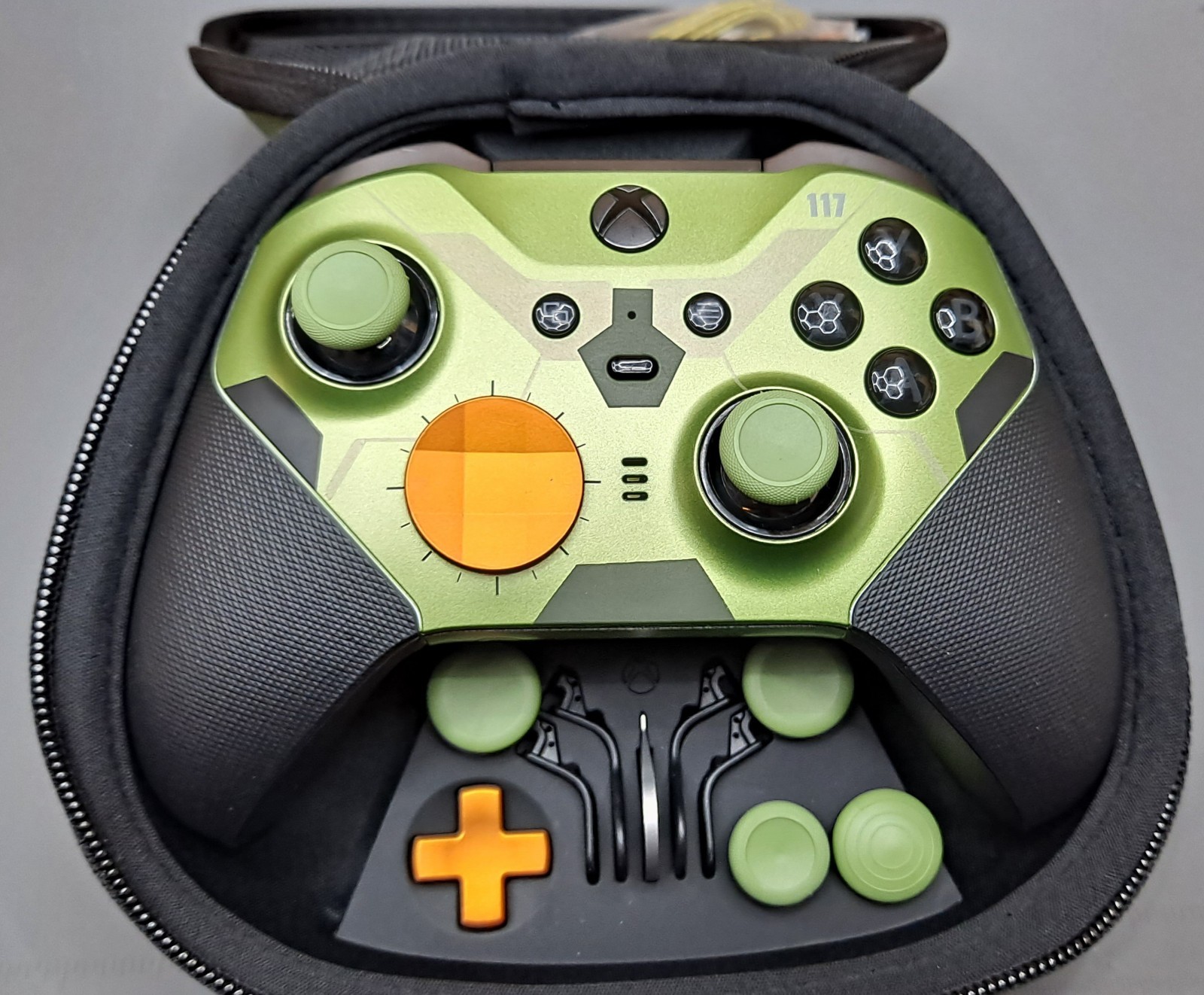 Microsoft Xbox Elite Series 2 Wireless Controller Halo Edition With Case