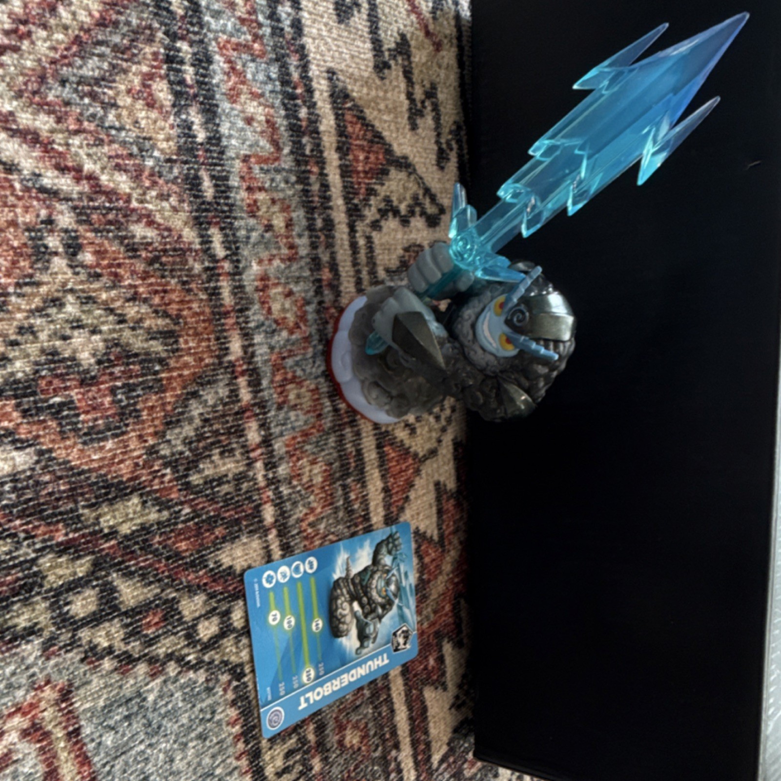 Activision Skylanders Character Figure Thunderbolt 87171888 2014 With Card