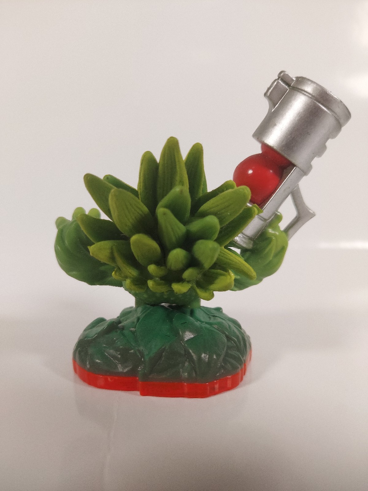 Skylanders Trap Team Figures ● Bushwhack • Food Fight • Snap Shot ● Activision