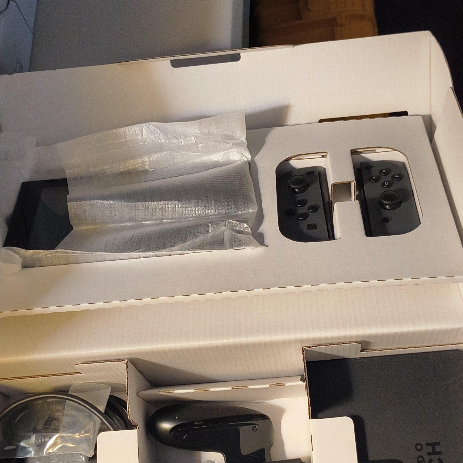 MINT Launch Edition Nintendo Switch HAC-001-01 Complete In Box
