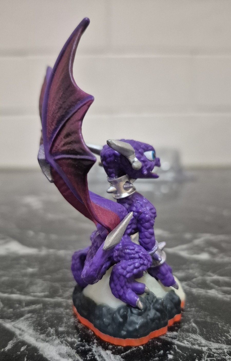 Skylanders Spyro’s Adventure Character Bundle Giant Skylanders Series 1 & 2 2012
