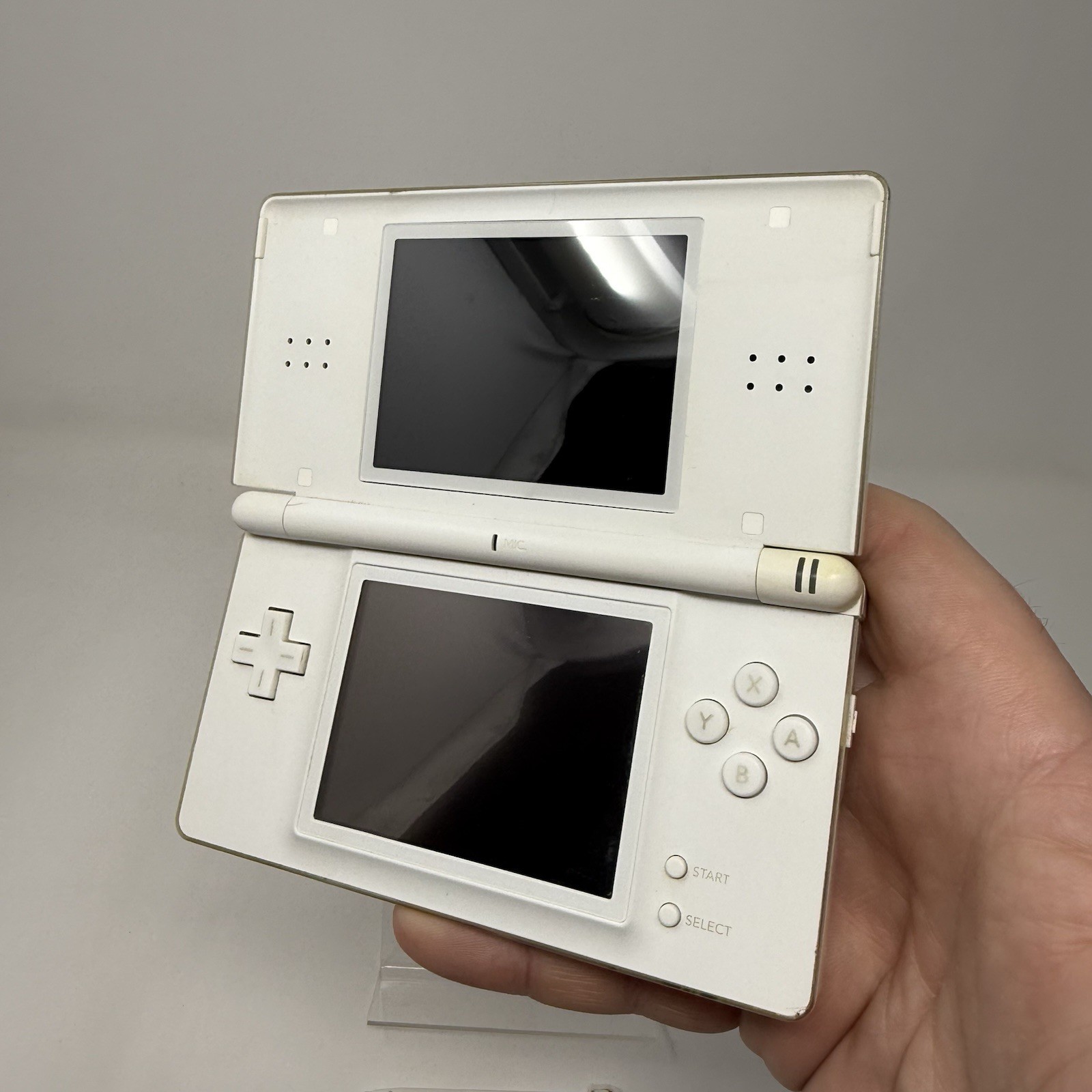 Nintendo DS Lite Handheld Console – White w/ Stylus Tested and Working