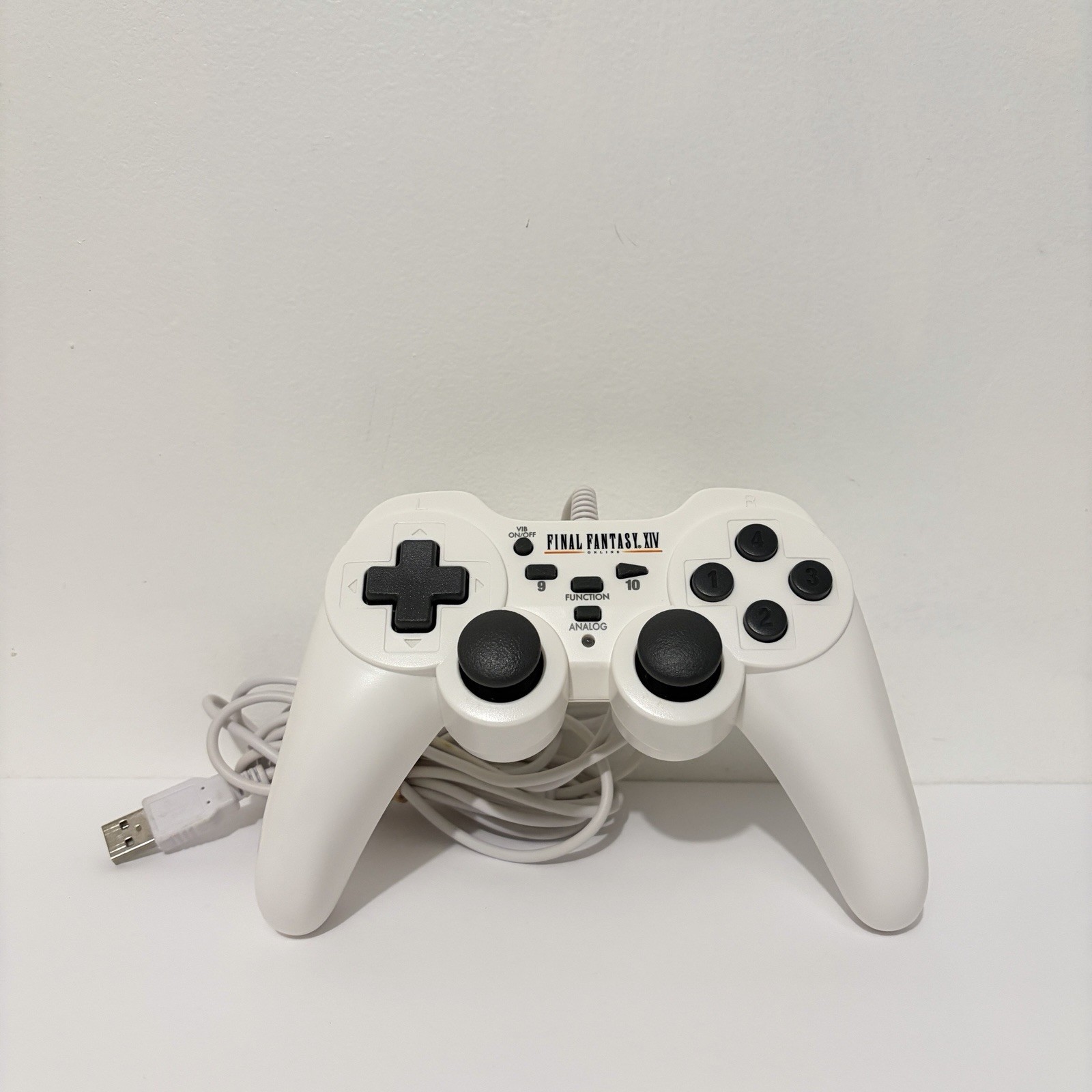 Final Fantasy XIV 14 Online PC Wired USB Controller White – Tested Working