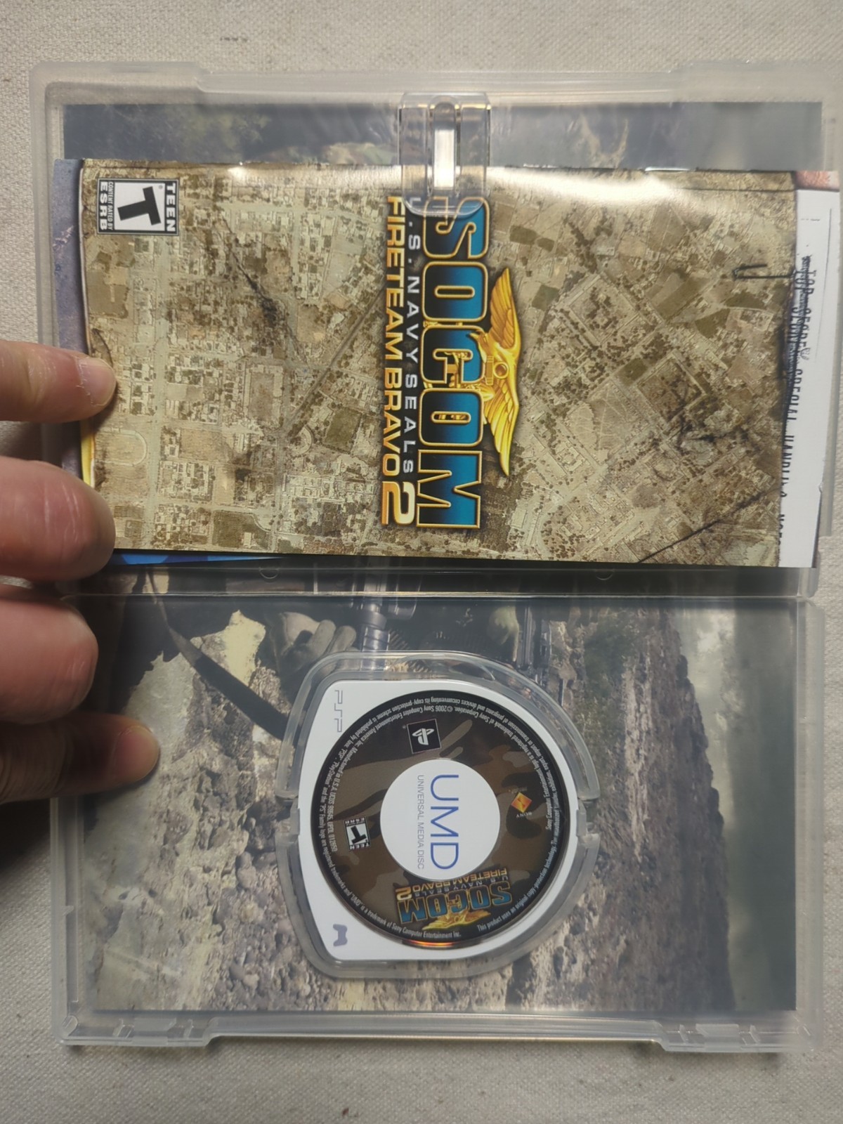 SOCOM: U.S. Navy SEALs — Fireteam Bravo 2 (Sony PSP, 2006). CIB. Tested