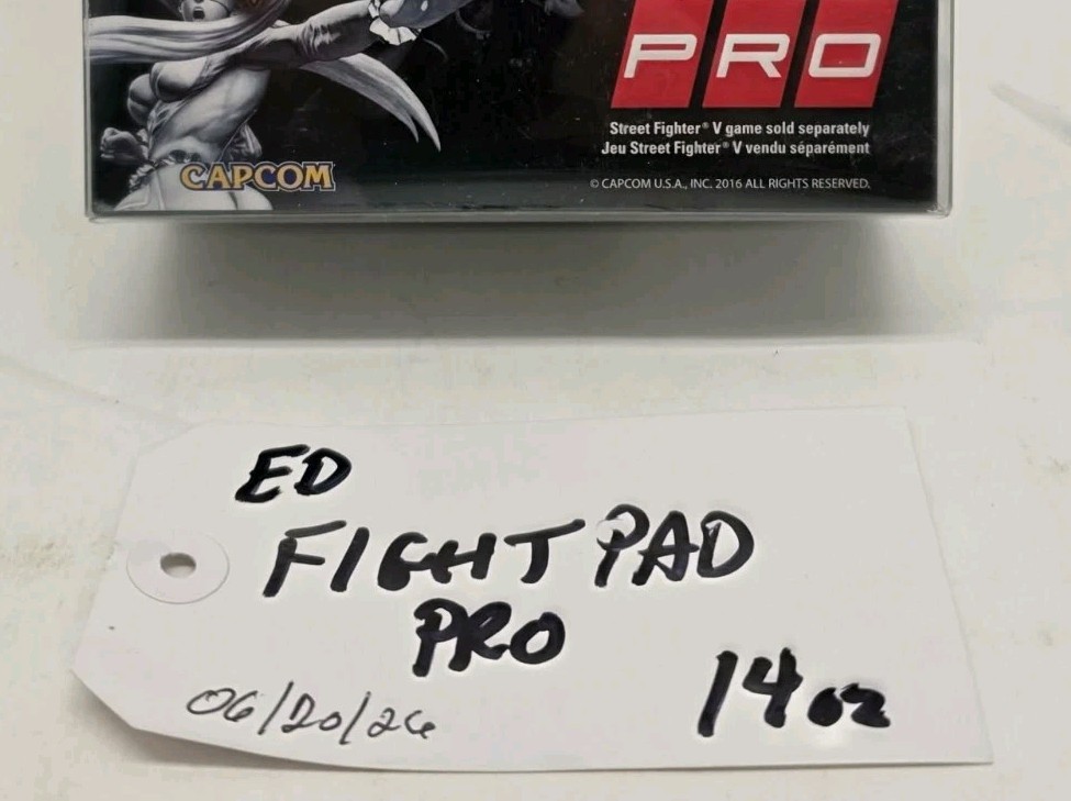 Mad Catz Playstation Street Fighter V Fight Pad PRO PS3 PS4 Controller Blue *NEW