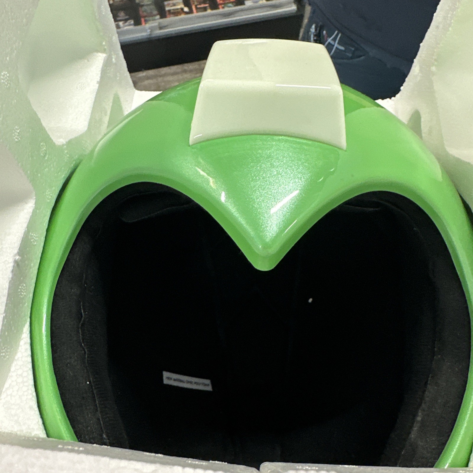 Capcom Wearable Mega Man Leaf Shield Green Replica Helmet Collector’s Edition