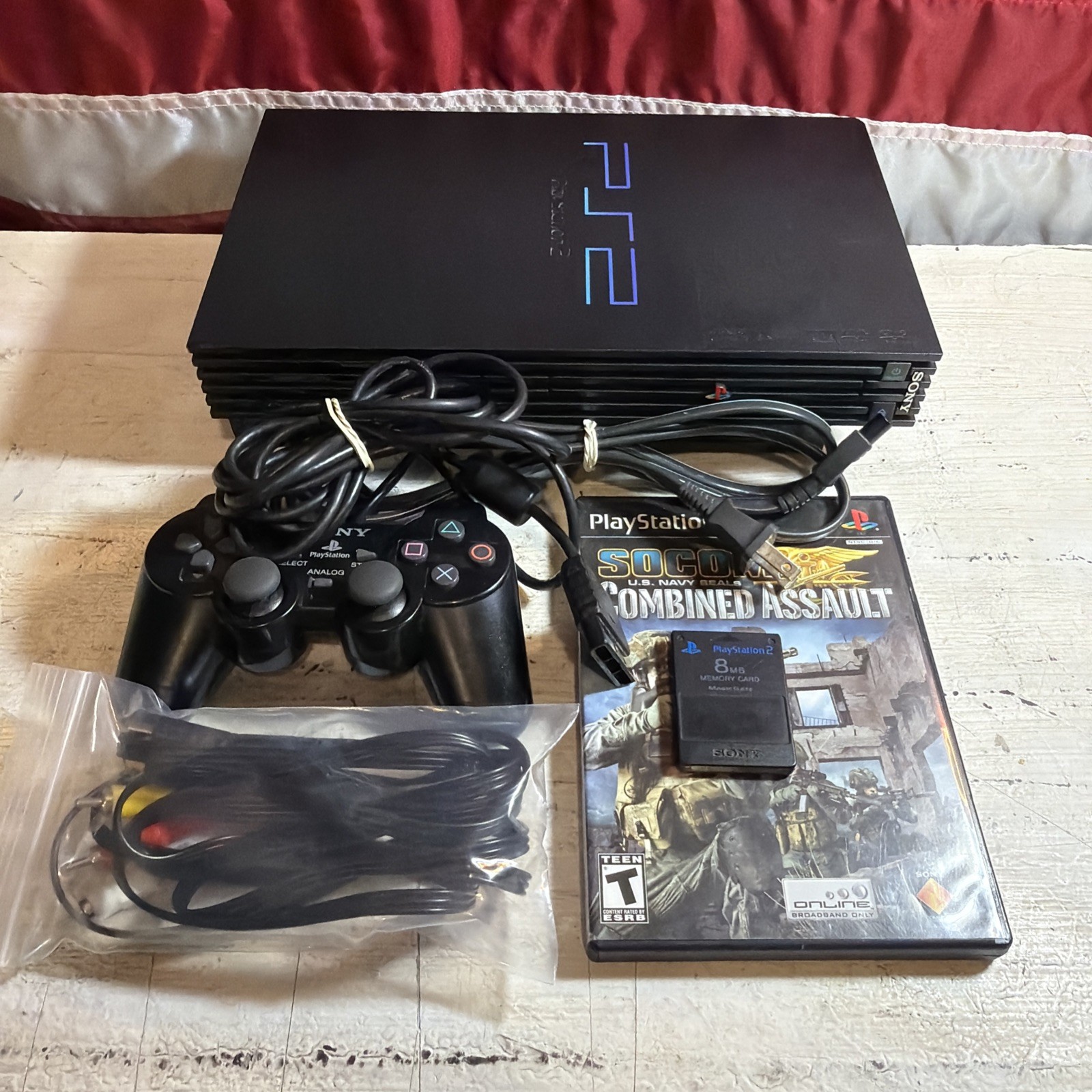SONY PlayStation 2 PS2 SCPH-39001 Console Bundle – Cables – Controller – Game