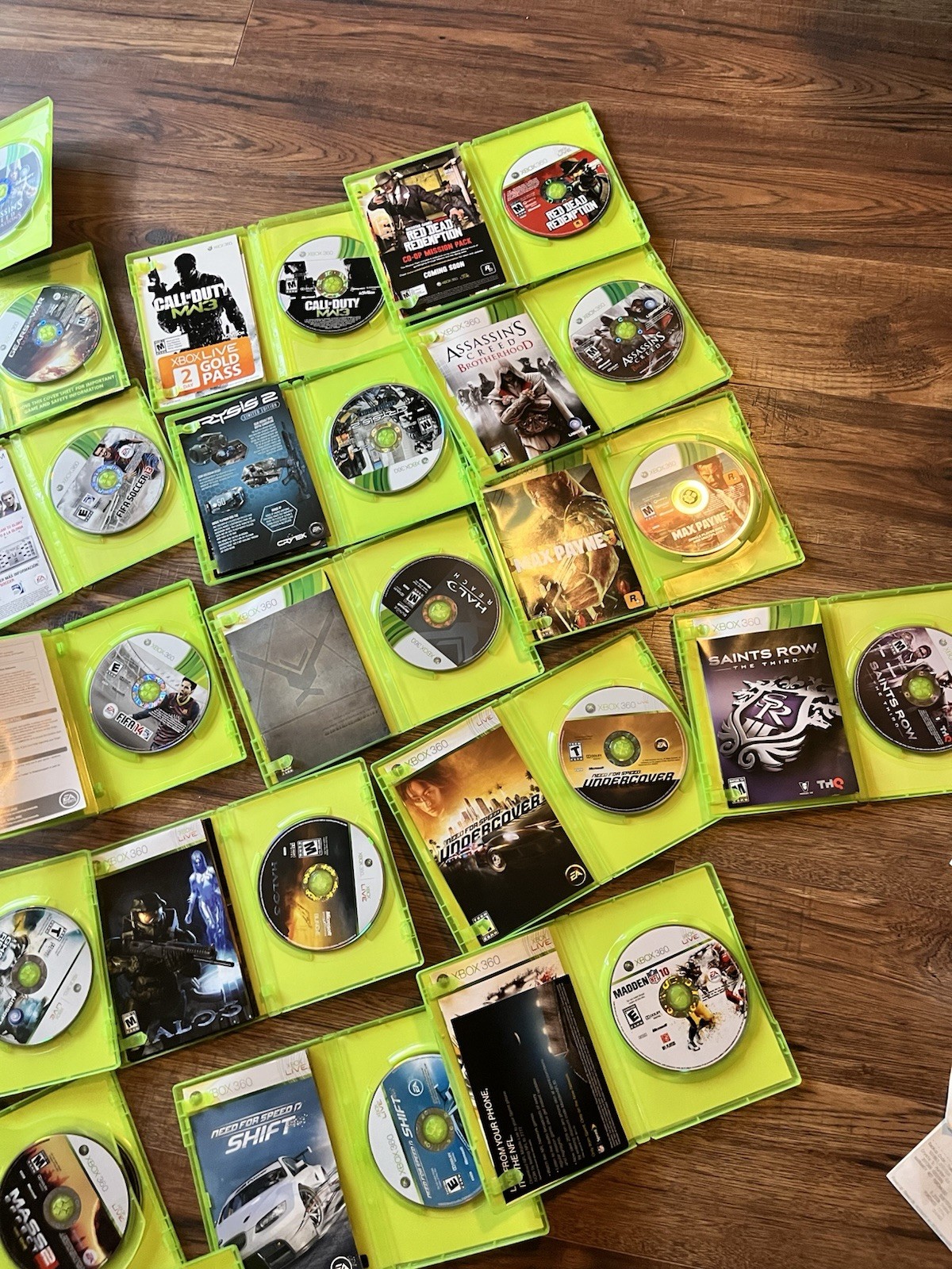 Xbox 360 33 Game Lot Shooter Action Halo Cod GTA RdR Resident Evil Cib X360