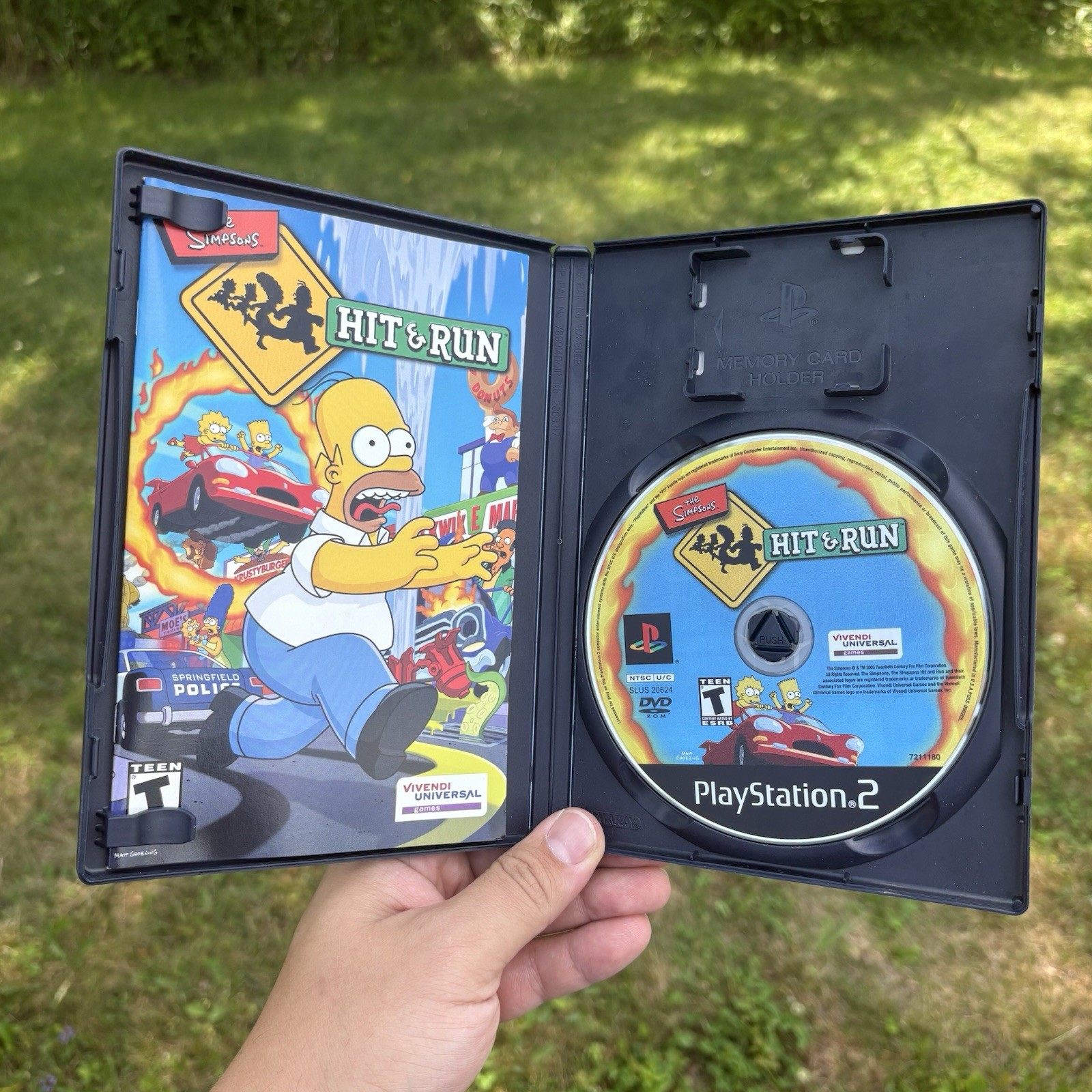 The Simpsons:Hit & Run(PlayStation 2, 2003) CIB W Reg Card Tested SCRATCHES