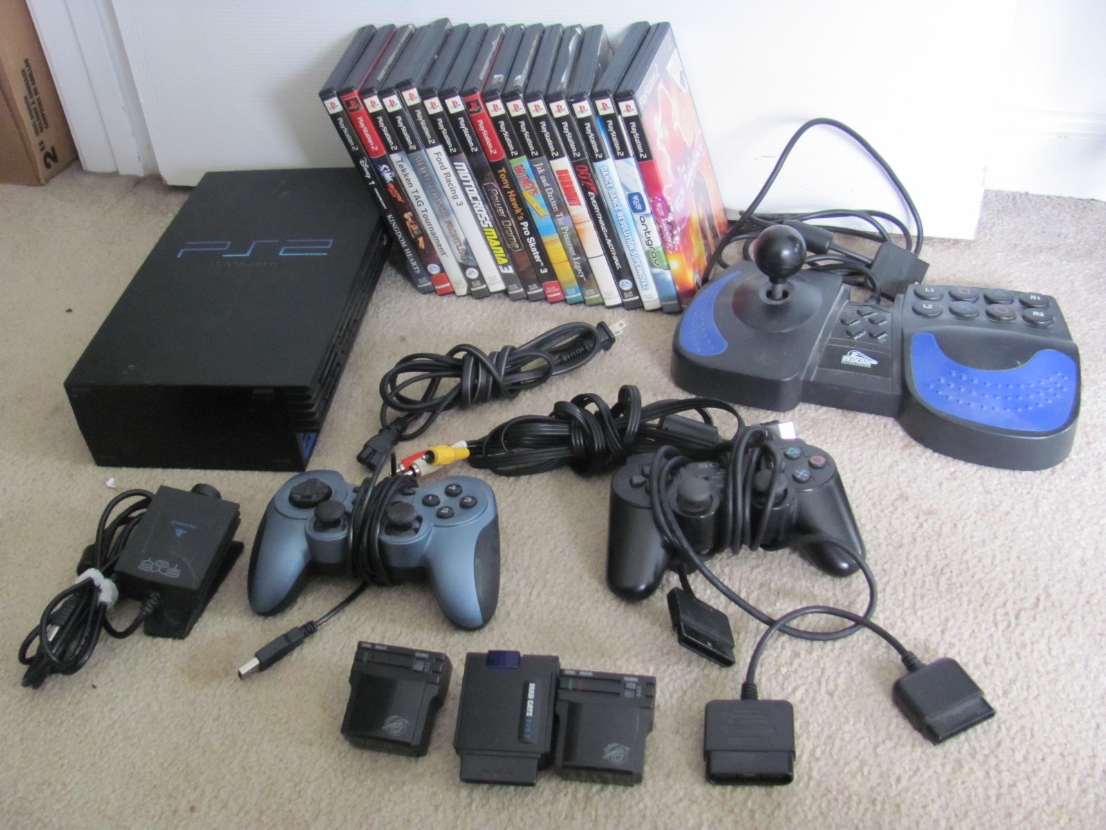 Sony PlayStation 2 PS2 Fat Console Bundle w/Controllers/Games/Pelican/accessorie