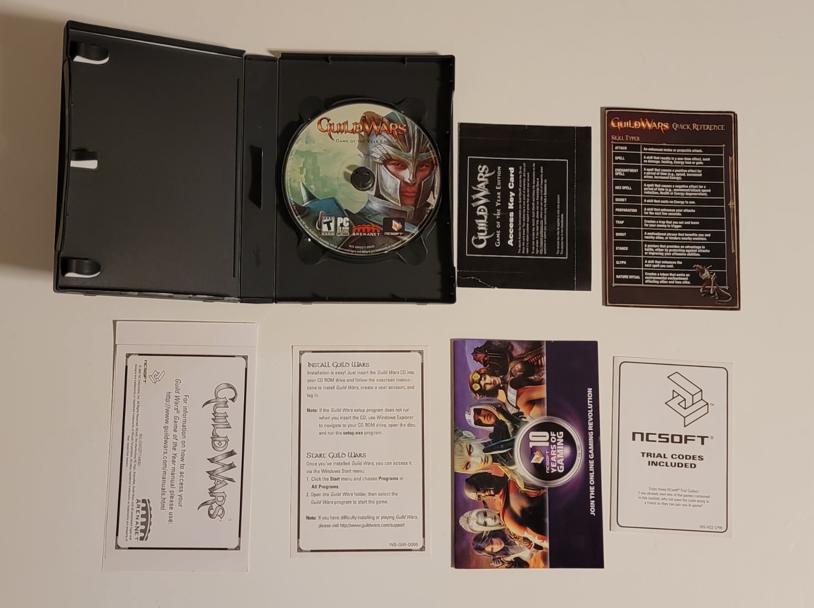 Guild Wars Game of the Year Edition for PC Complete w Opened Key Card Untested