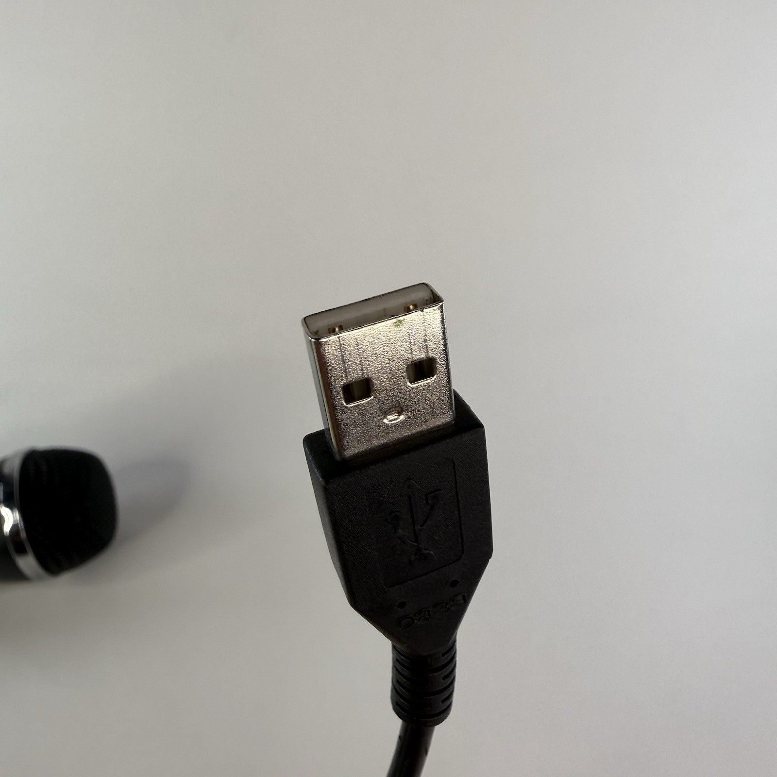 Guitar Hero Rock Band USB Microphone RedOctane E-UR20 Xbox 360 PS3 PS4 Wii Mic