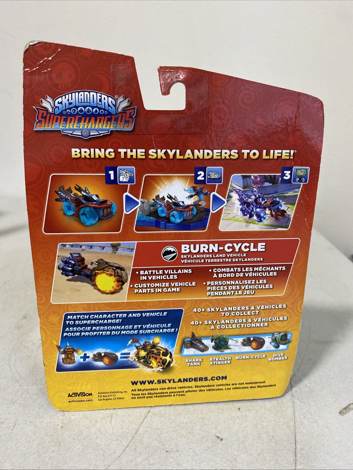 New 2015 Skylander Superchargers Figure Activision: Burn-Cycle Land Vehicle