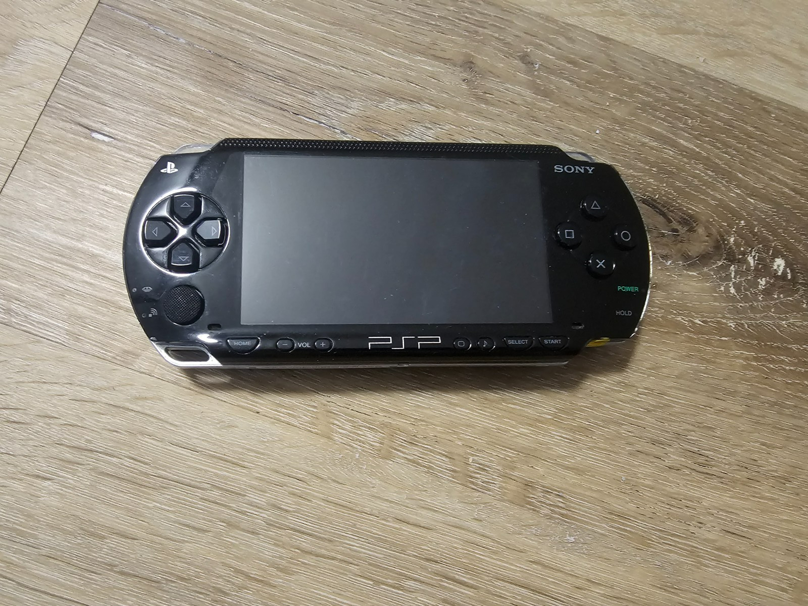 Sony PlayStation Portable PSP-1001 Gaming Console + 3 Games – Excellent