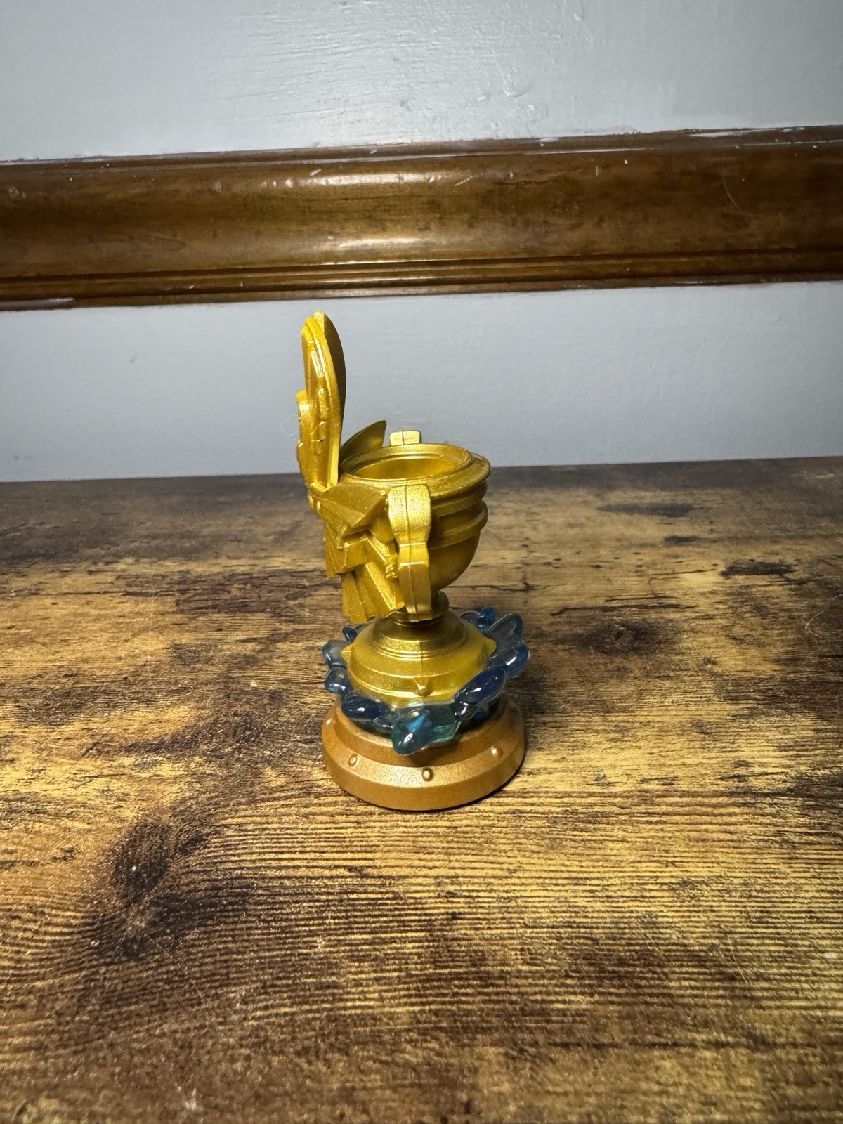 Skylanders Superchargers Golden Queen Sea Trophy Figure