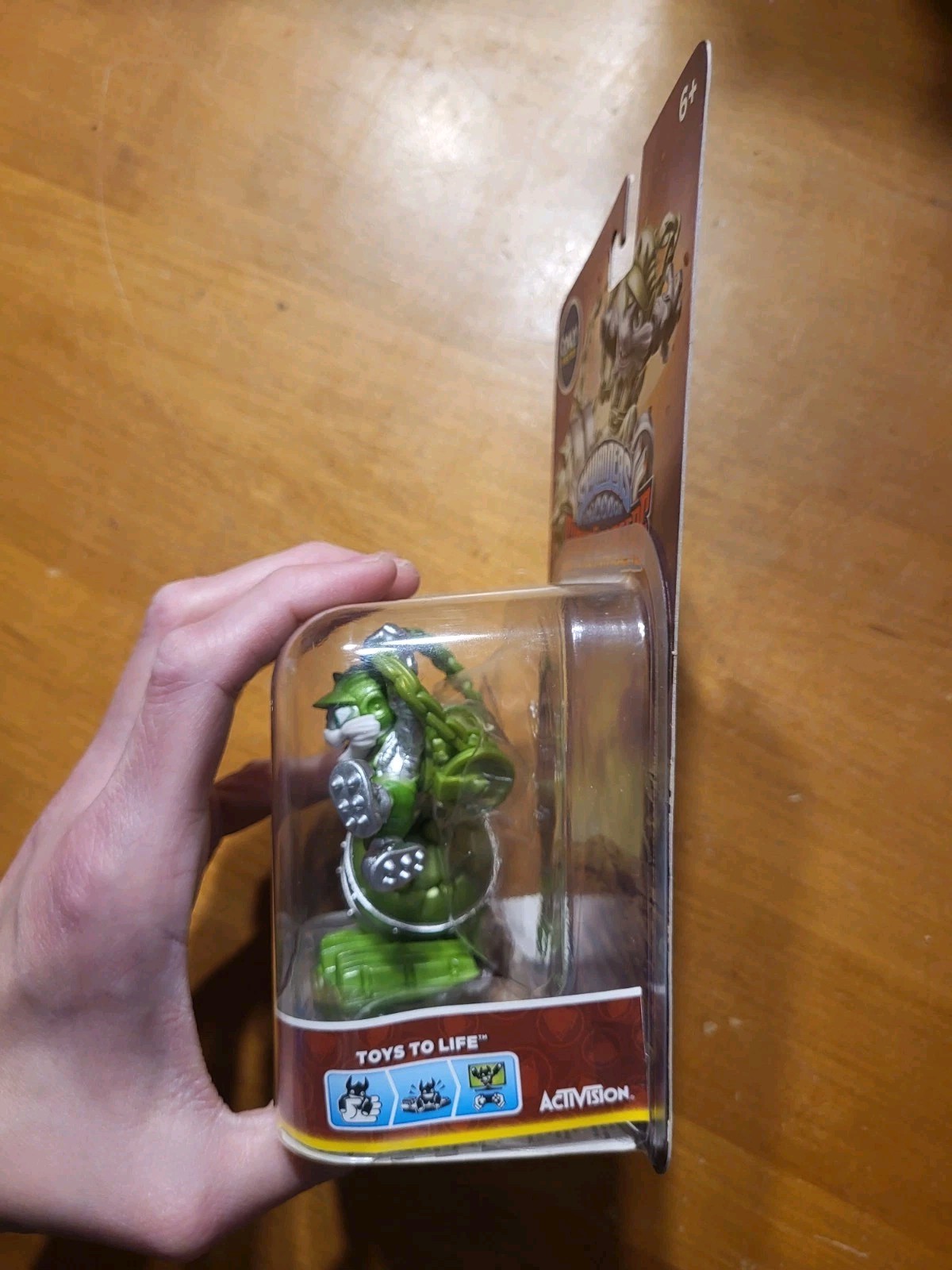 Skylanders Superchargers Steel Plated Smash Hit DAMAGED PACKAGING READ