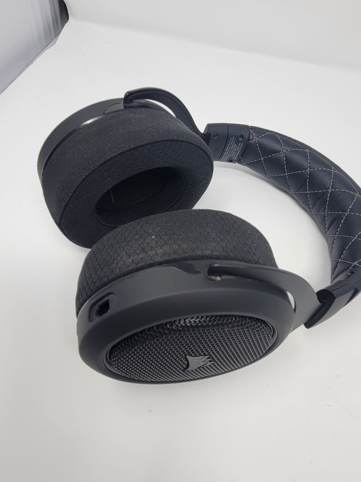 Corsair HS70 Pro Wireless Gaming Headset – Black No Dongle, No Mic