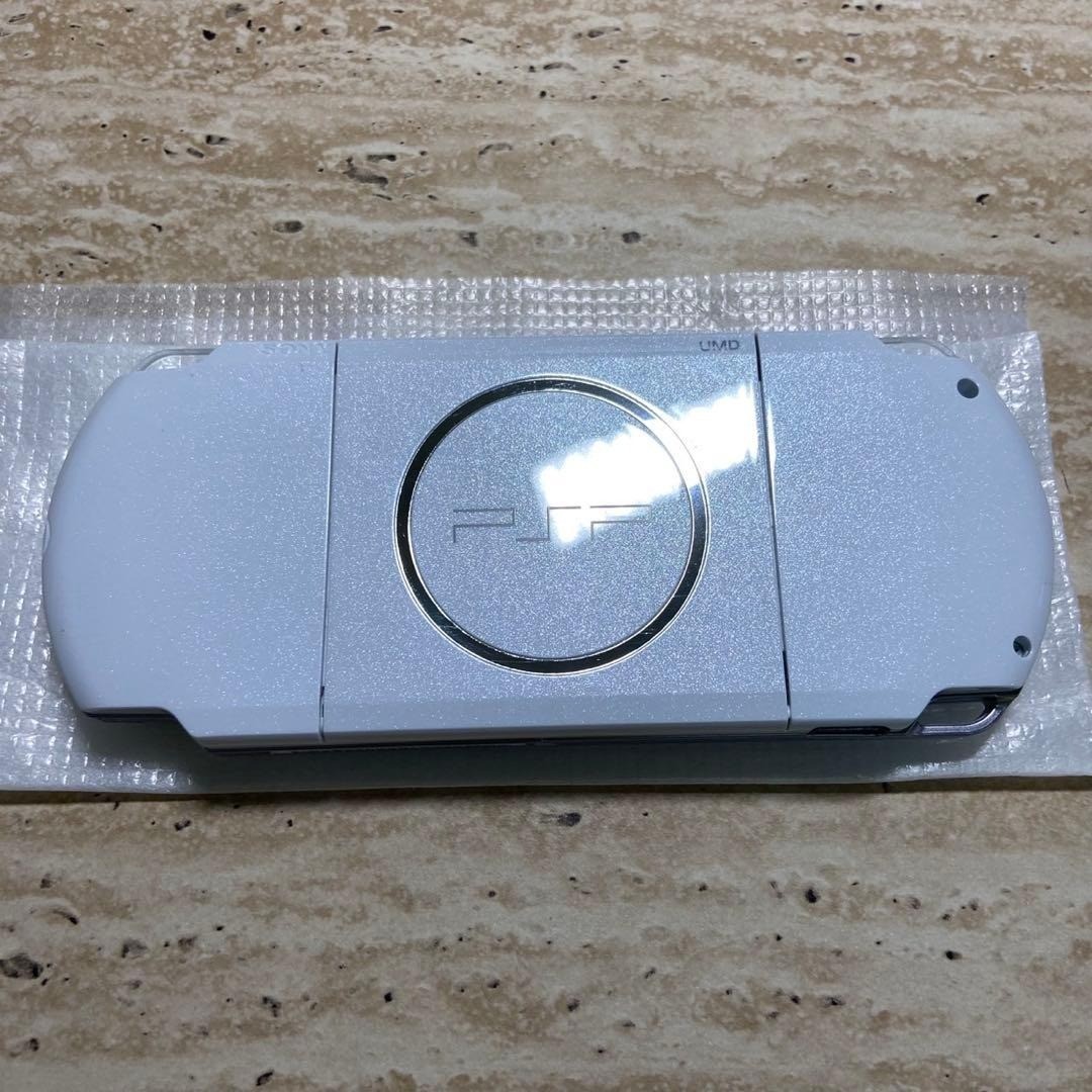 Sony PSP 3000 Pearl White Complete in Box Excellent Condition 7088