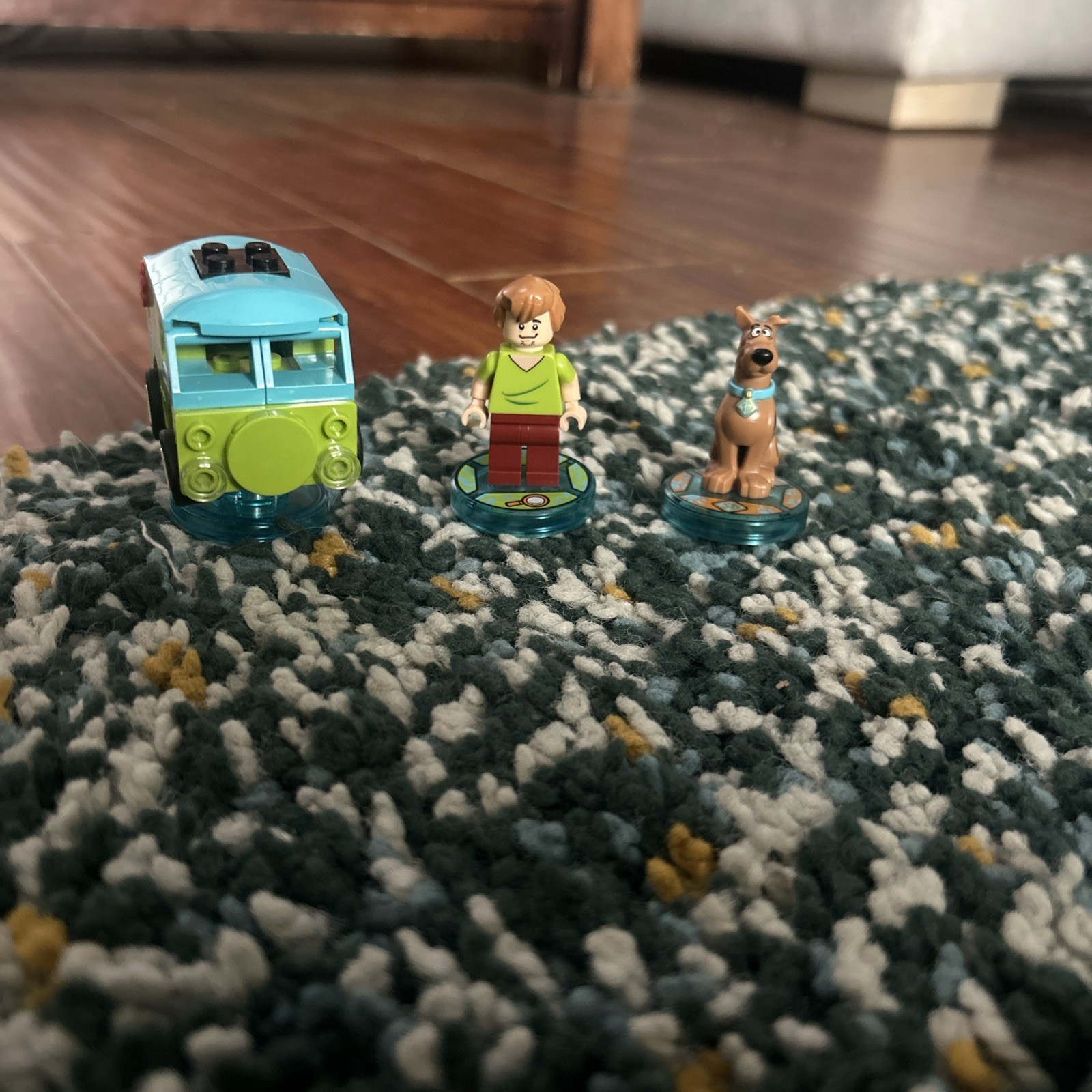 LEGO Dimensions Scooby-doo & Shaggy & Mystery Machine Van Mini Figures