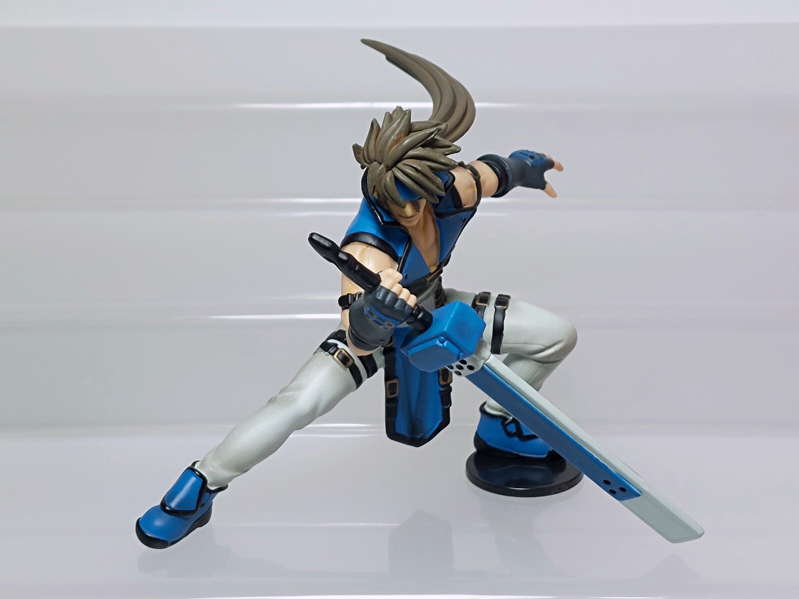 SR Guilty Gear X Collection 1.5 ver Sol Badguy Figure Yujin 2001 W02 3.2in