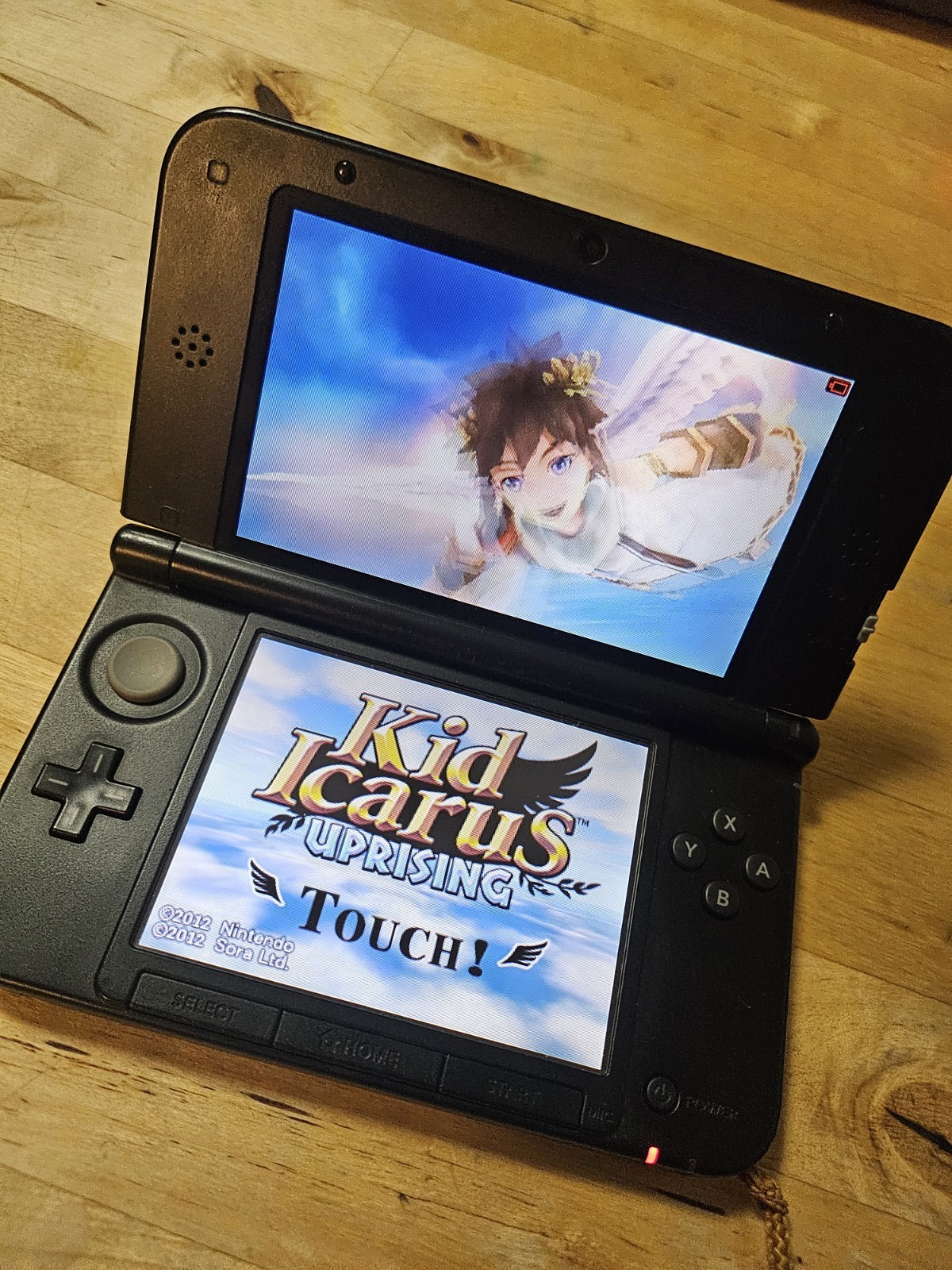 KID ICARUS: UPRISING Complete in Box (Nintendo 3DS, 2012) Tested
