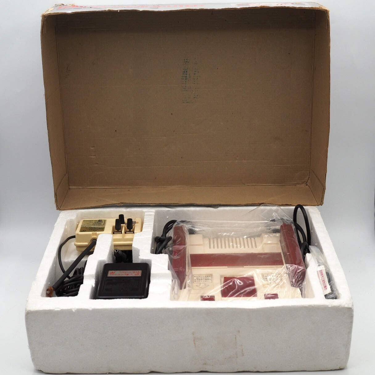 Nintendo Famicom Console System Boxed HVC-001 Tested Working NTSC-J 1983