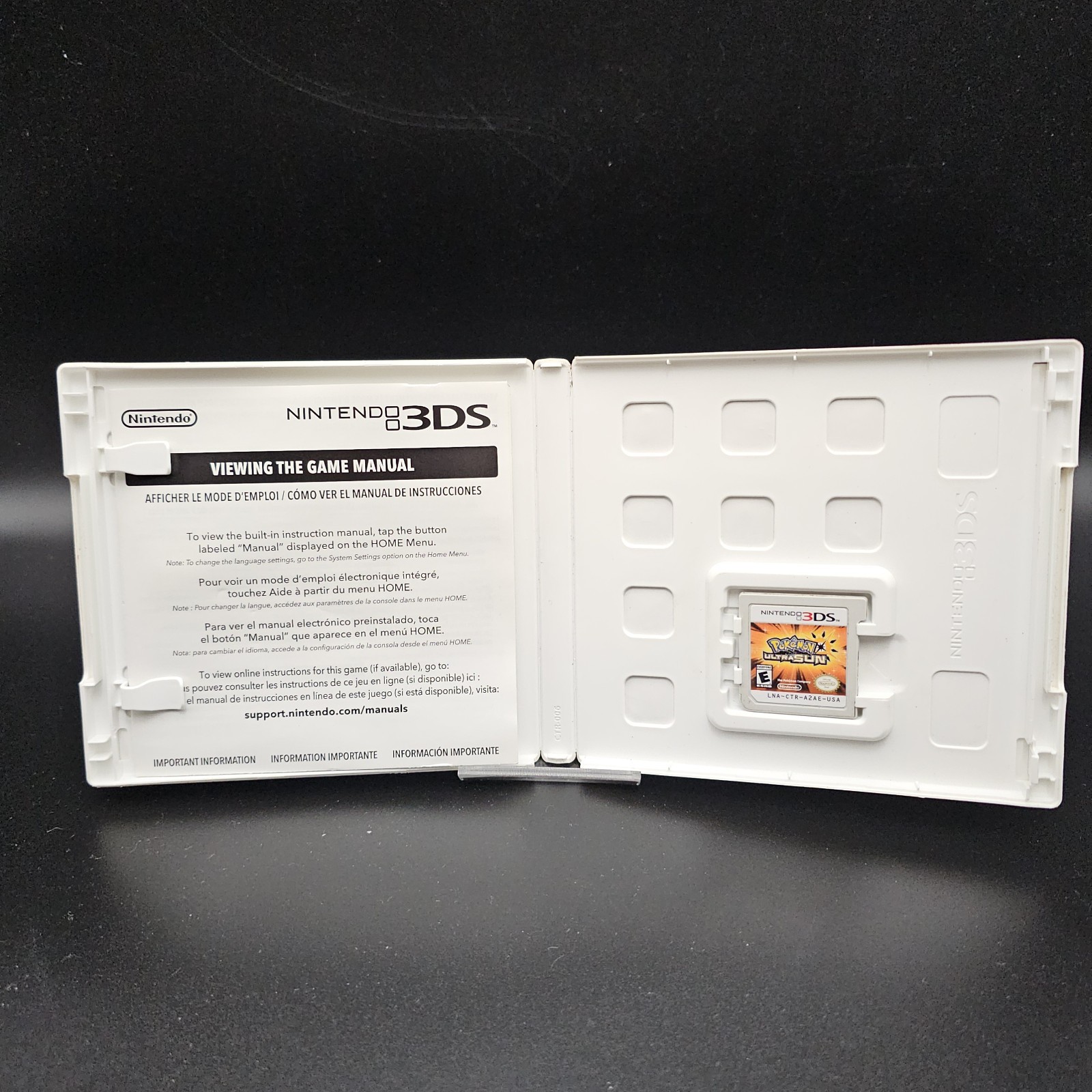 Pokémon Ultra Sun Nintendo 3DS Game w/ Case, E Rated, NTSC-U/C (US/CA)