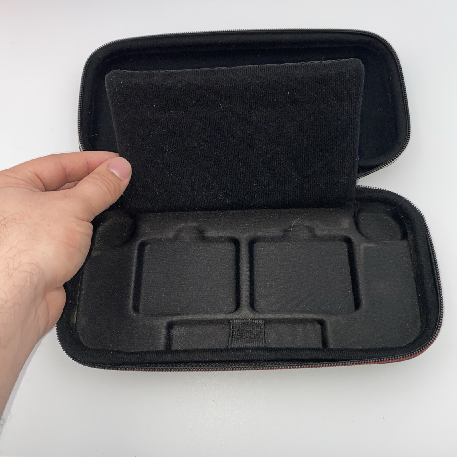Nintendo Switch Complete With Box And Carrying Case Tested And Working