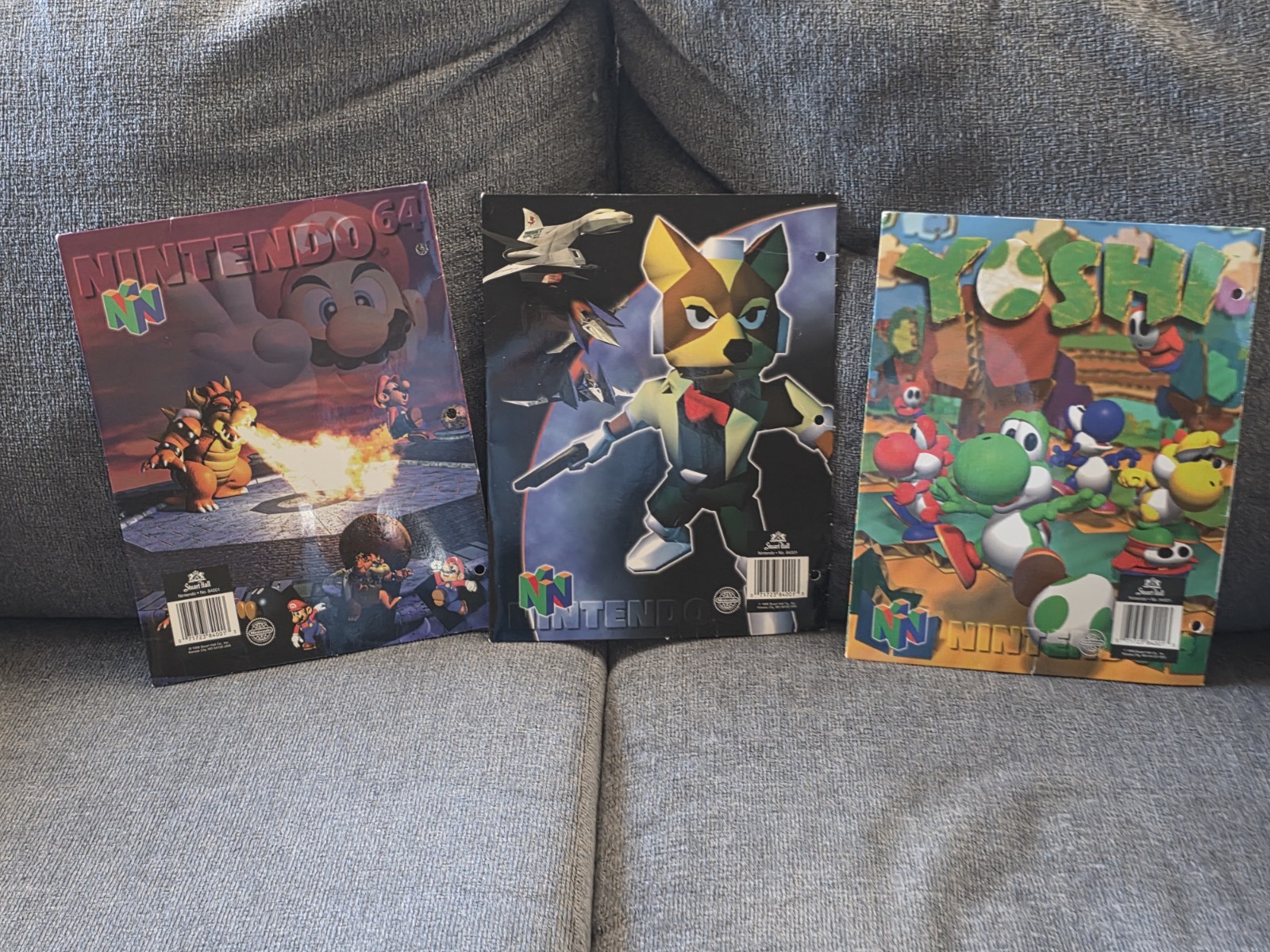 Vintage Nintendo 64 Folders Lot – Mario 64, Yoshi, Star Fox – 90s N64
