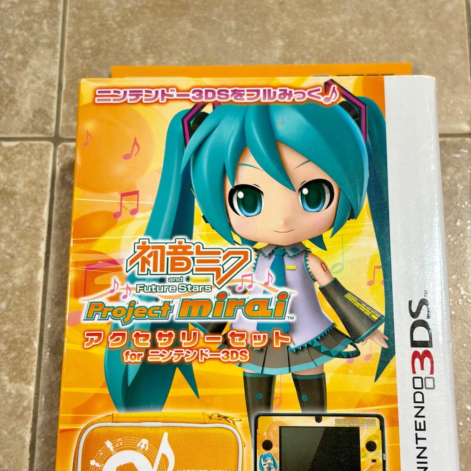 Hori Hatsune Miku Project Mirai Accessory Set for Nintendo 3DS Brand New Case