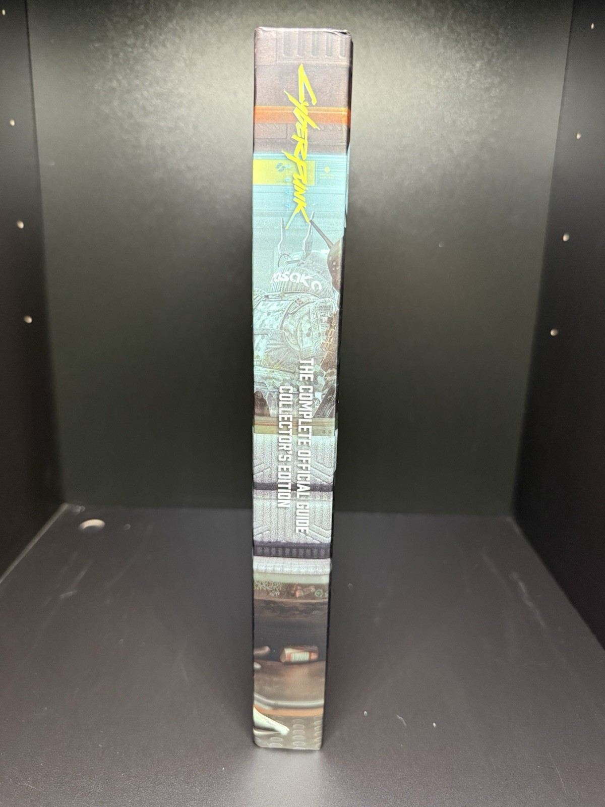 Cyberpunk 2077 The Complete Official Guide: Collectors Edition