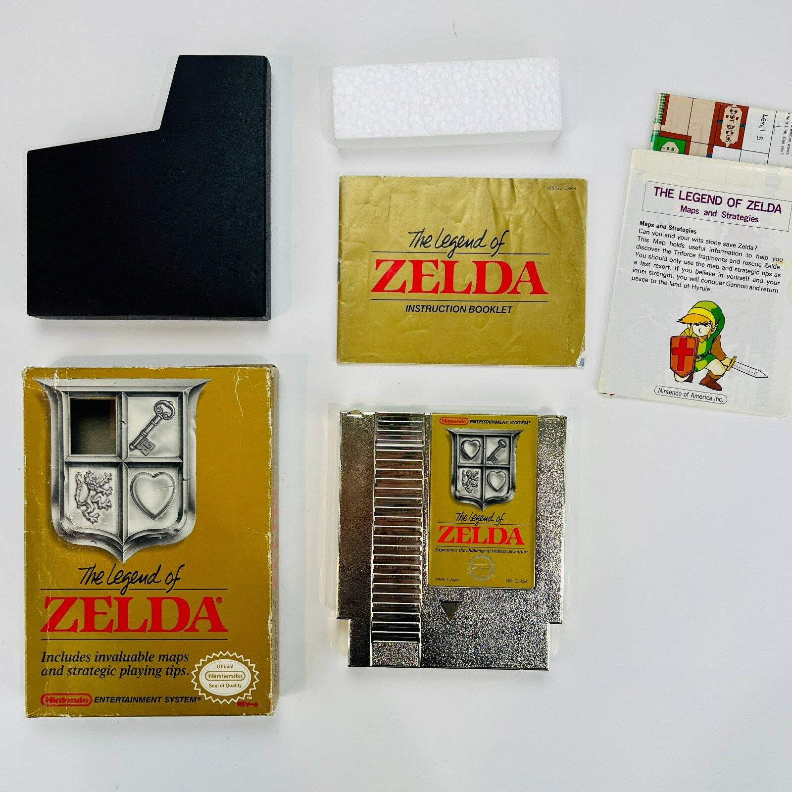 The Legend of Zelda – Nintendo NES, 1987 CIB Complete in Box Oval Free Ship!