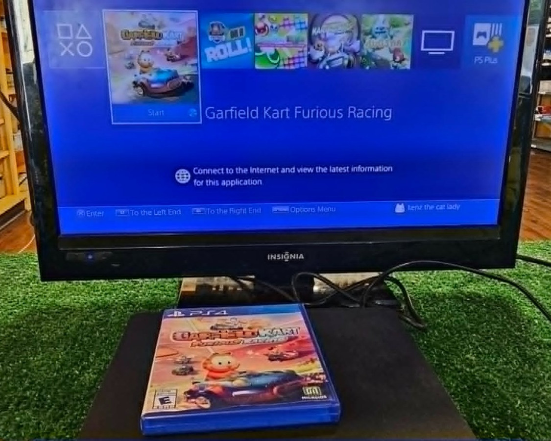 Sony PS4 Slim 1TB Console Bundle (5 Games, 2 Controllers) TESTED