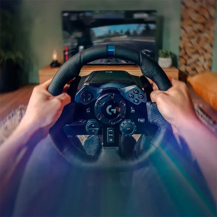 Logitech G923 Racing Wheel and Pedals for PS5