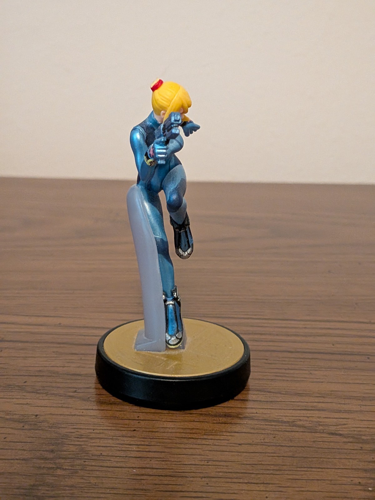 Nintendo Amiibo Figure Zero Suit Samus Super Smash Bros Metroid Series