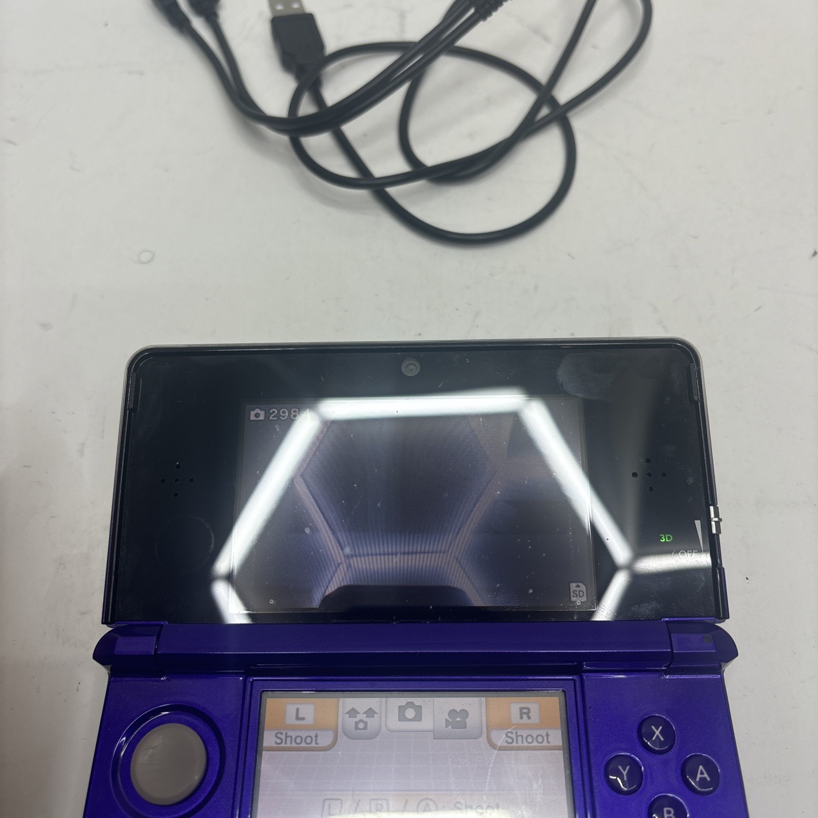 USA Version Nintendo Tested Midnight Purple W/ 2Gb SD Card & Charger No Stylus
