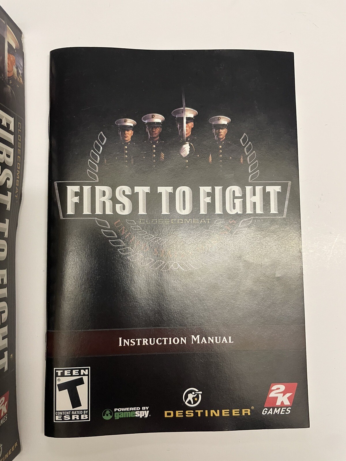 Close Combat FIRST TO FIGHT (PC, 2005) PC WINDOWS GAME Complete CD-ROM’s MARINES