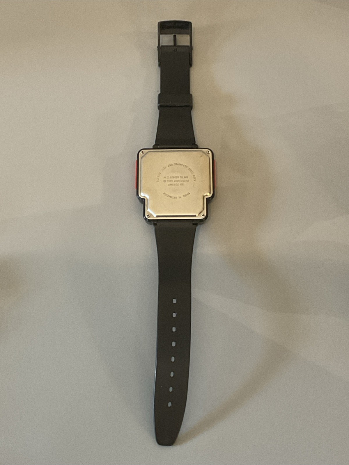 Works! Vintage Super Mario Bros. 3 Nintendo NES Nelsonic Game Wristwatch 1990