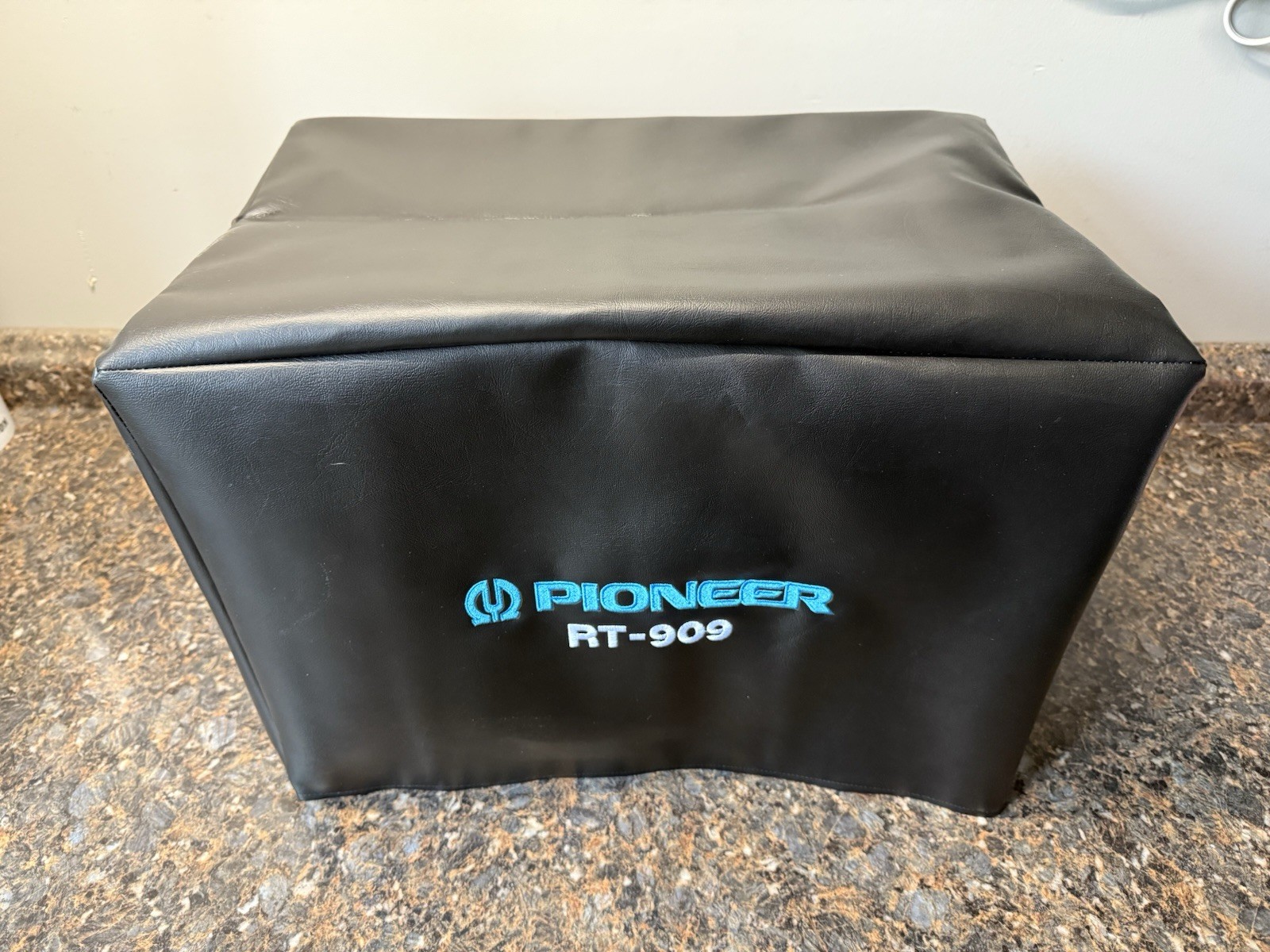 Pioneer RT-909 Signature Series Dust Cover