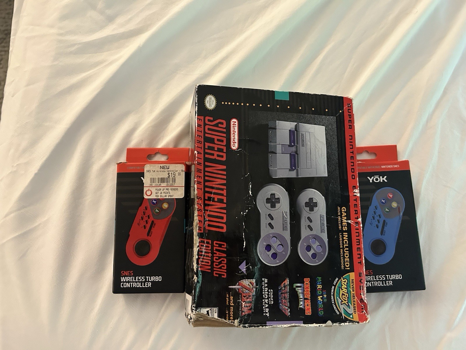 Nintendo Super NES Classic SNES Game Console Gray + 2 Bonus Wireless Controllers