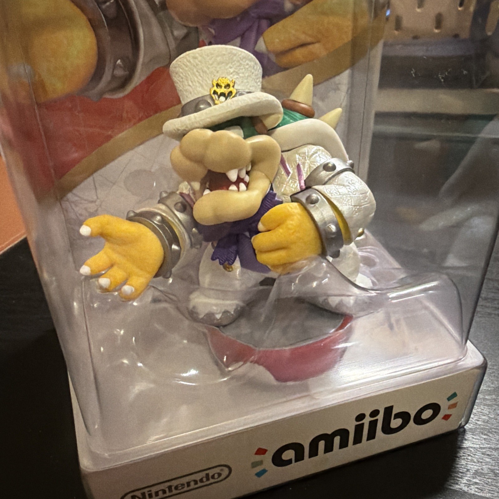 Super Mario Odyssey Amiibo – Bowser Wedding Outfit Wii U, Nintendo Switch