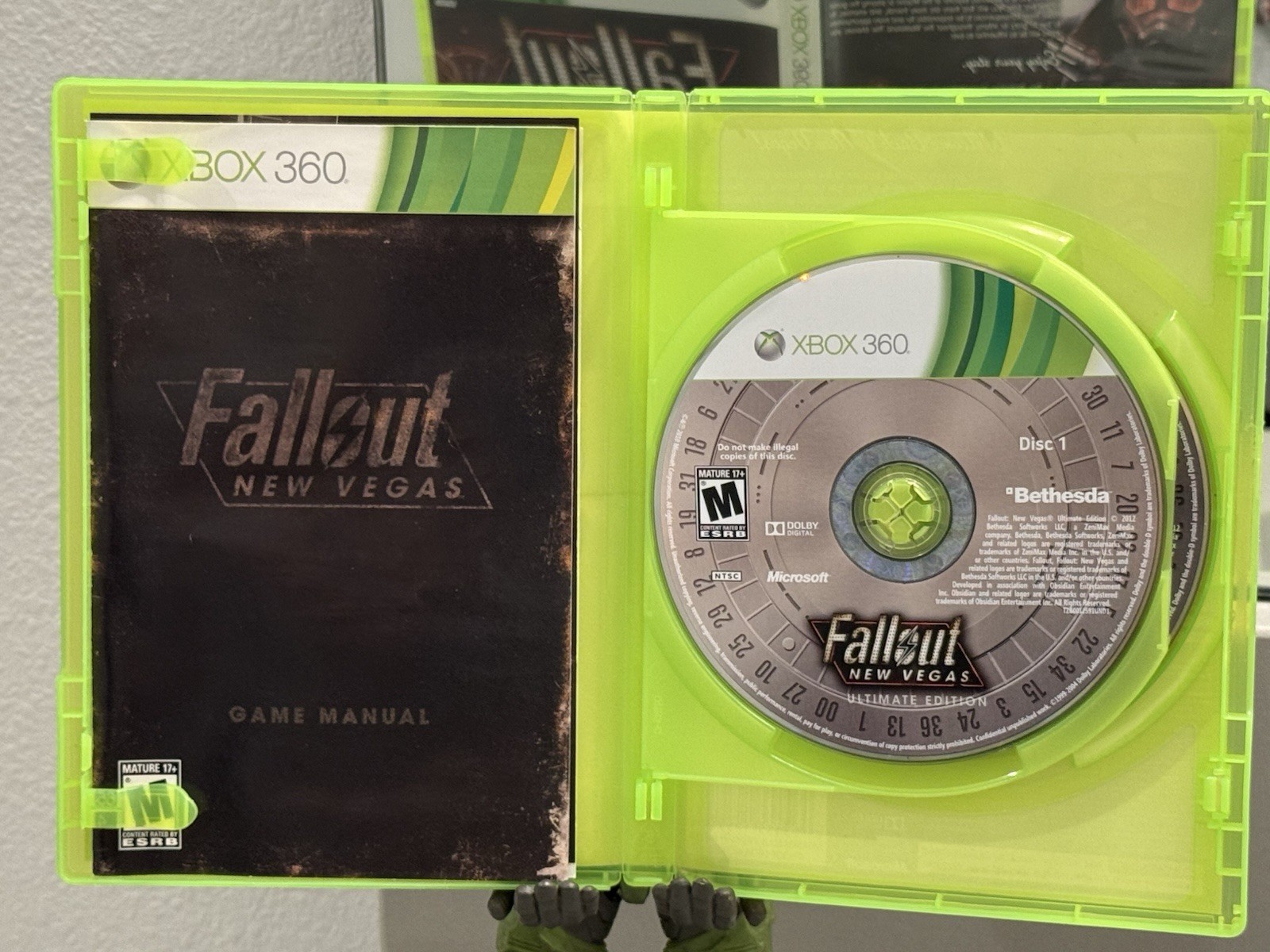 Fallout: New Vegas [Ultimate Edition] (Xbox 360, 2010) CIB Complete TESTED