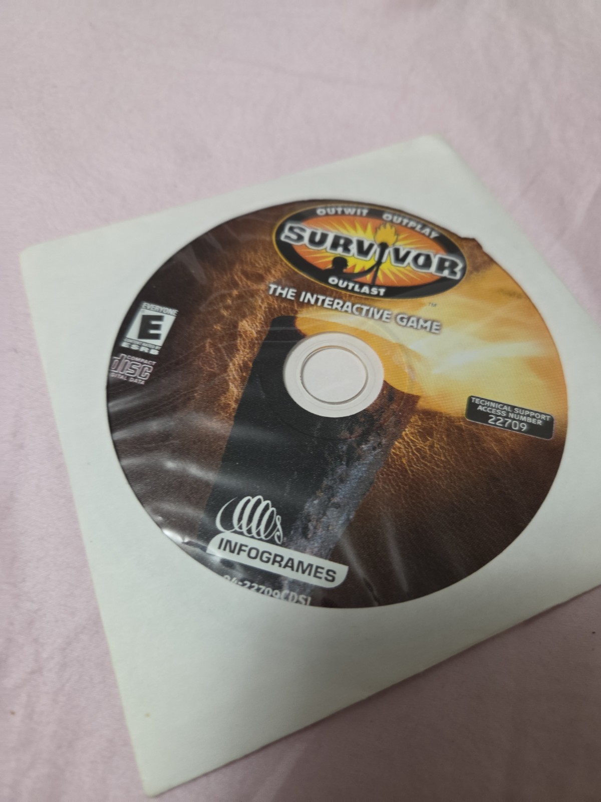Survivor Outwit Outplay Outlast The Interactive Game PC CD ROM Video Game