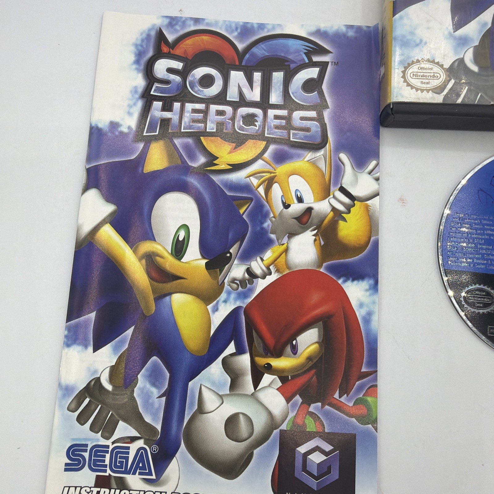 Sonic Heroes Player’s Choice Nintendo GameCube 2004 Complete Tested SEGA