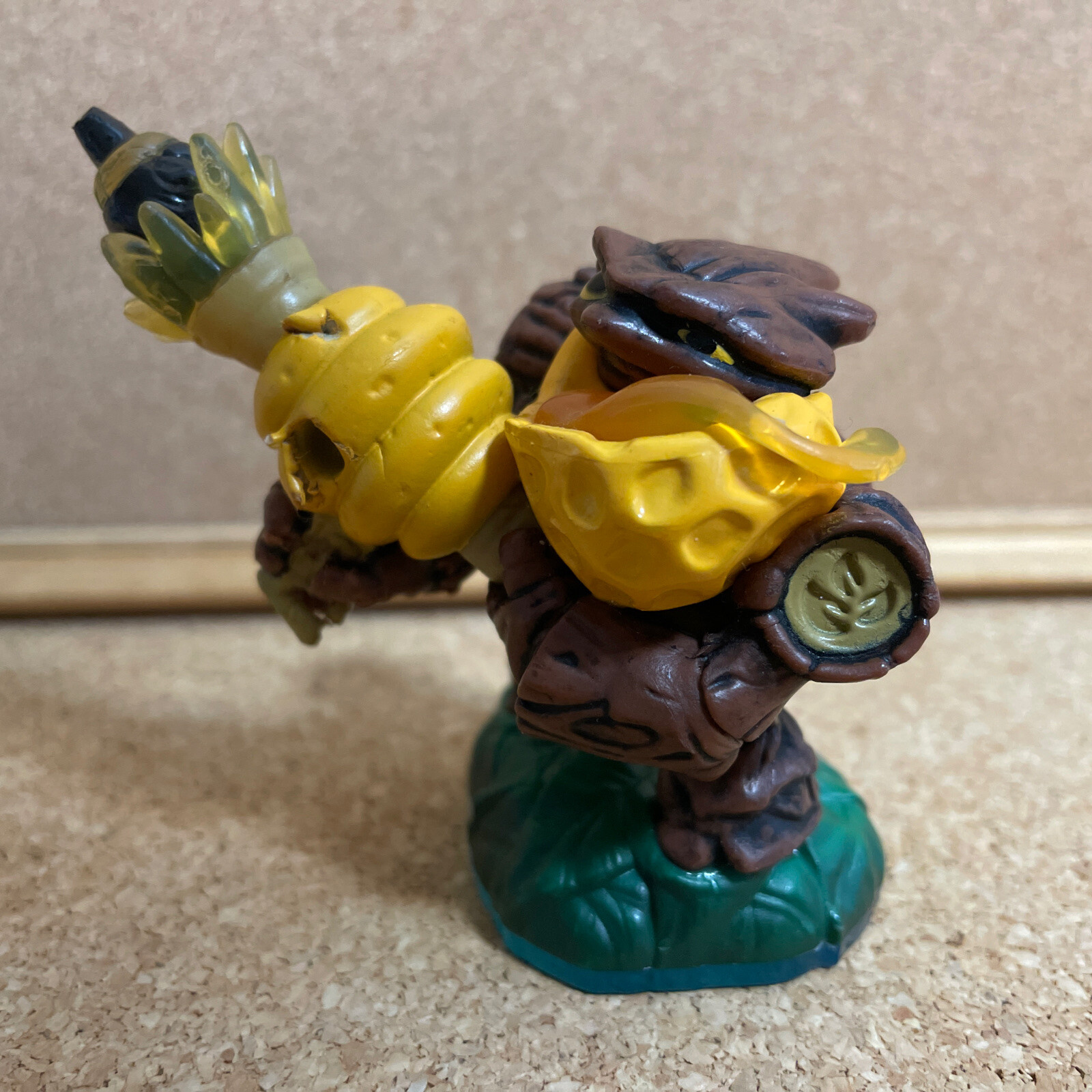 Skylanders Swap-Force Lightcore Bumble Blast