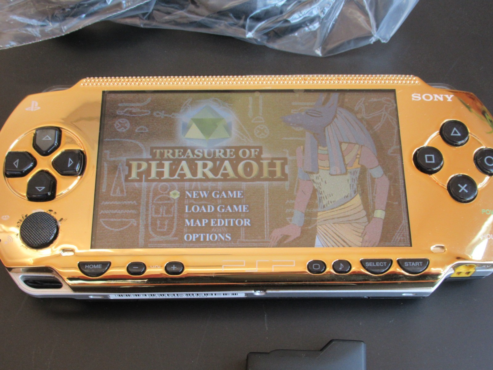 PSP 1000 Black/Gold w/ Ark-4 USB power/data HQ battery SANDISK 32gb working!